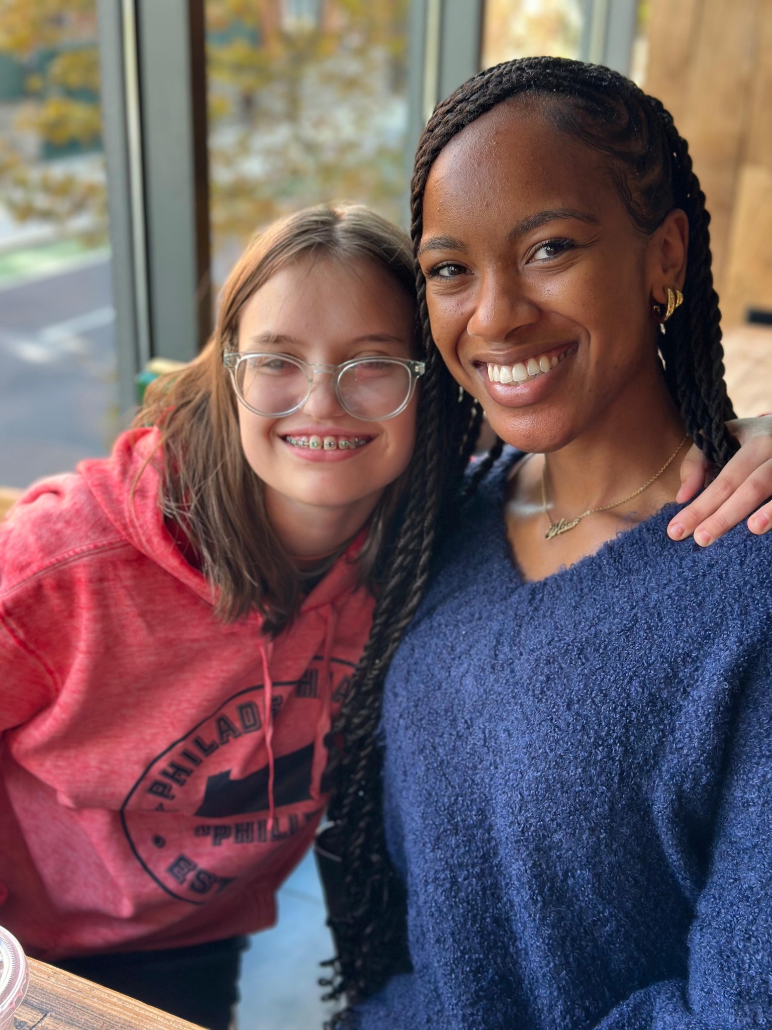 573322023_1253109643526491_8137977201193392936_n (4)